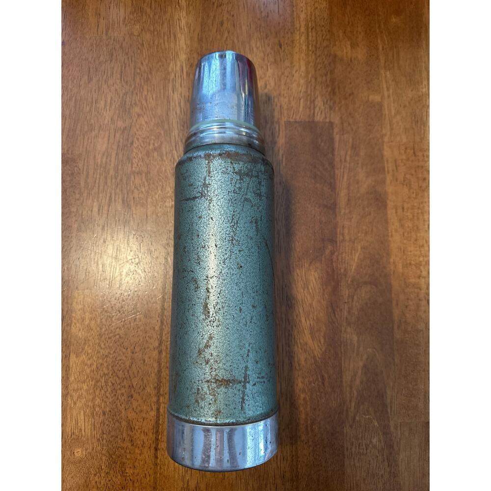 Vintage Aladdin Stanley A-944DH quart green steel thermos